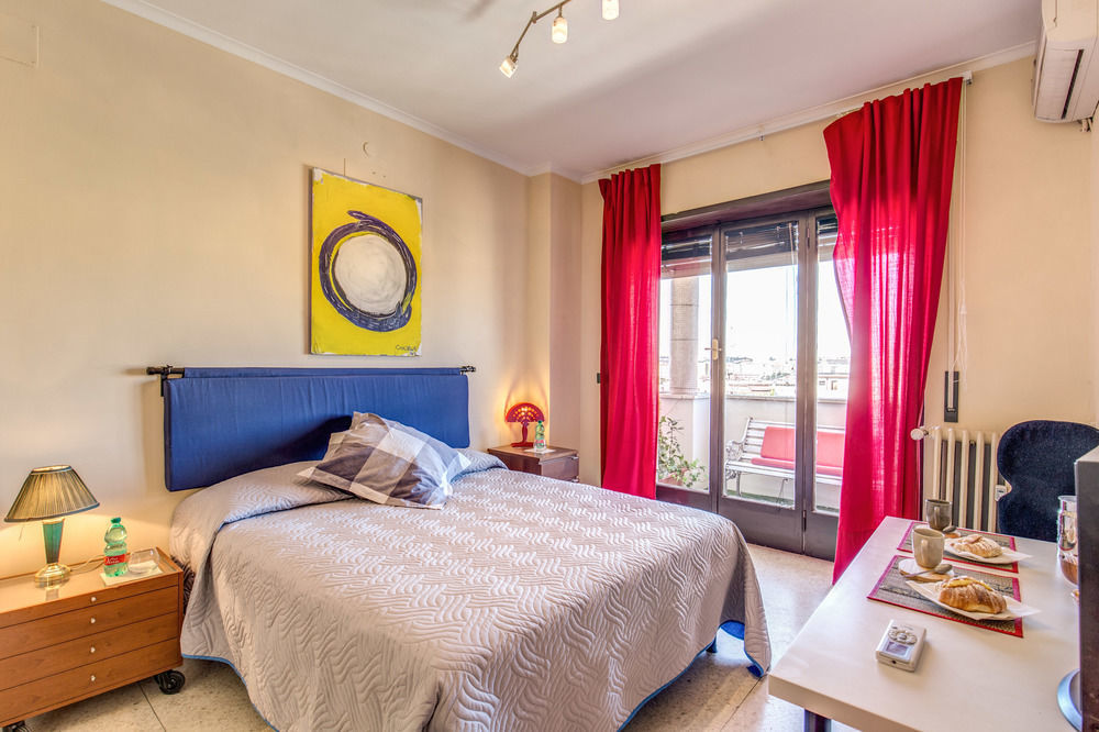 Piramide Terrace Bed & Breakfast Rom